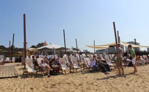Liegestuehle_Strandbar_IMG_4_1389.jpg